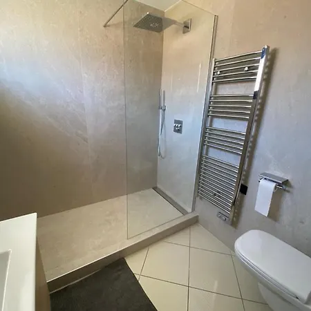 Le Provence Apartment